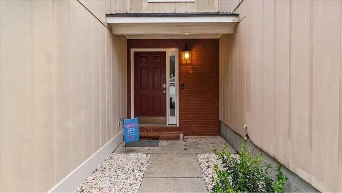 109 Woodrun Dr #1 - Photo 3 of 32