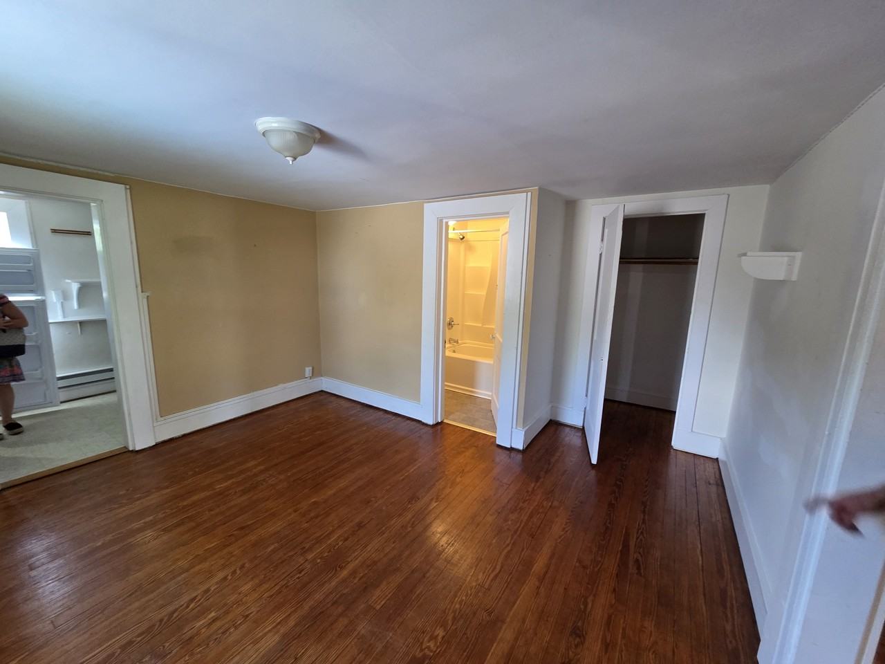 25 Murray Ave #3 - Photo 4 of 10