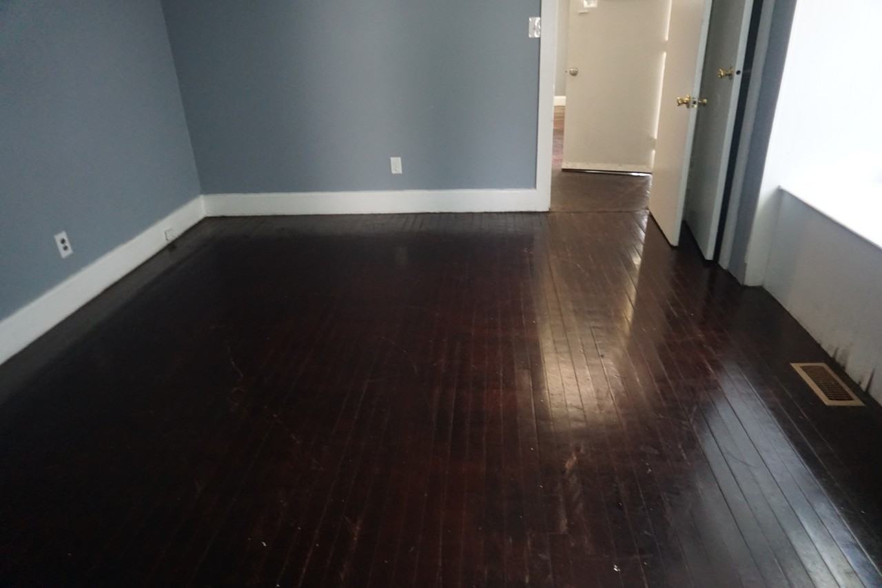 215 Evans St #1 - Photo 5 of 7