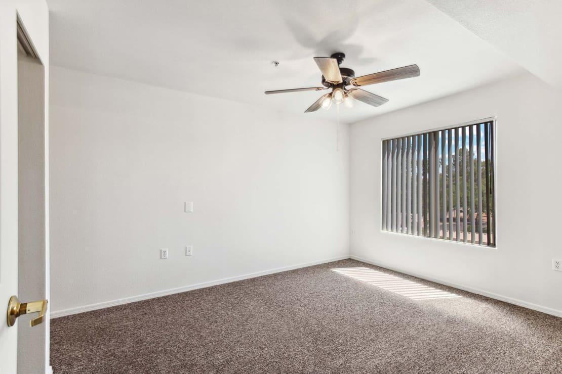 3150 Harrison St - Photo 3 of 30