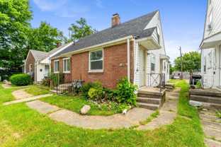 388-390 S Powell Ave - Photo 1 of 1