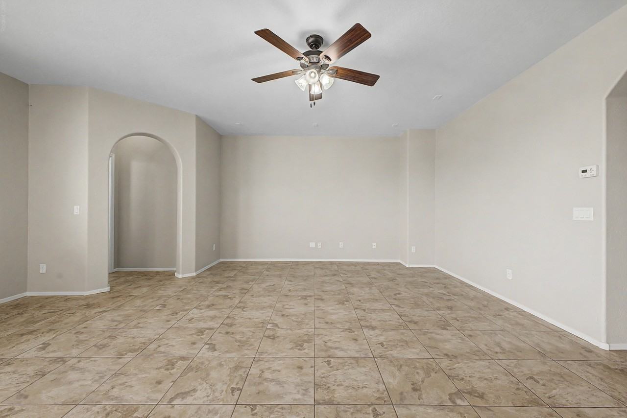 319 S 197th Ave #1 - Photo 5 of 31