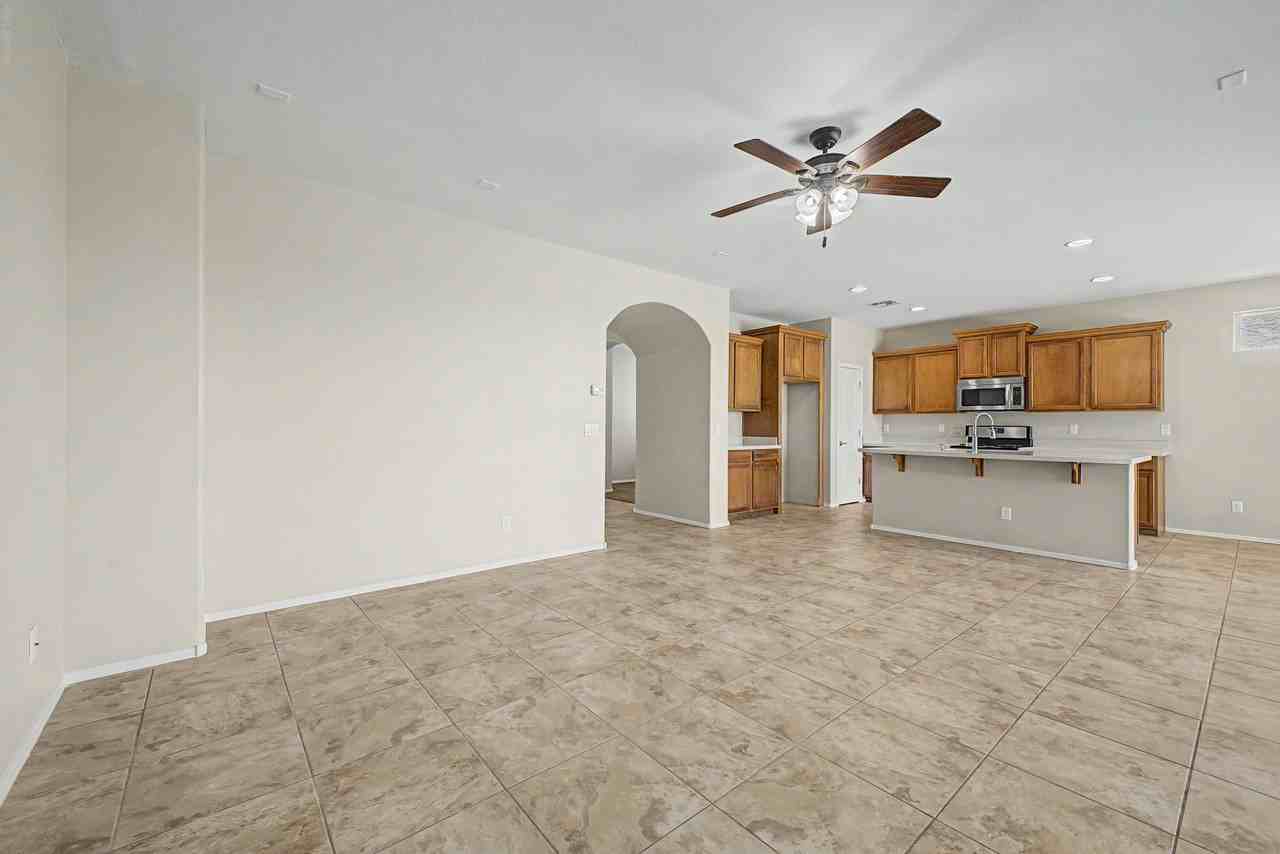 319 S 197th Ave #1 - Photo 6 of 31