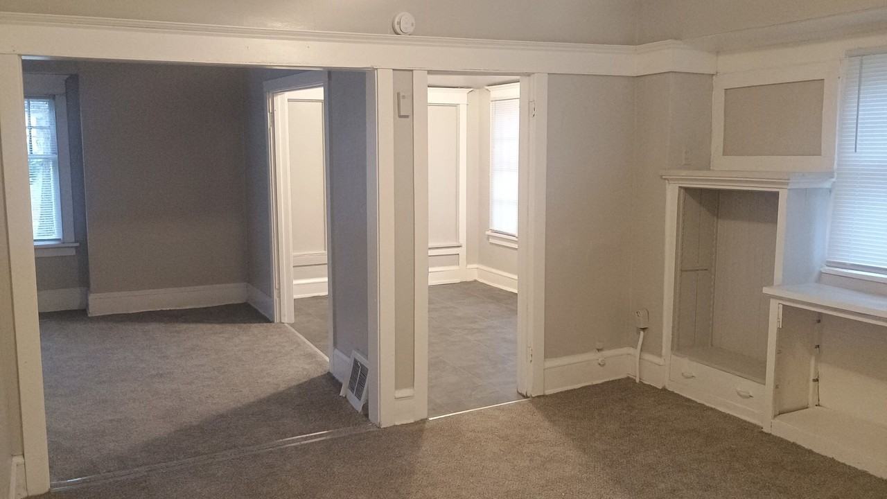 3248 N 2nd St #2 - Photo 4 of 13