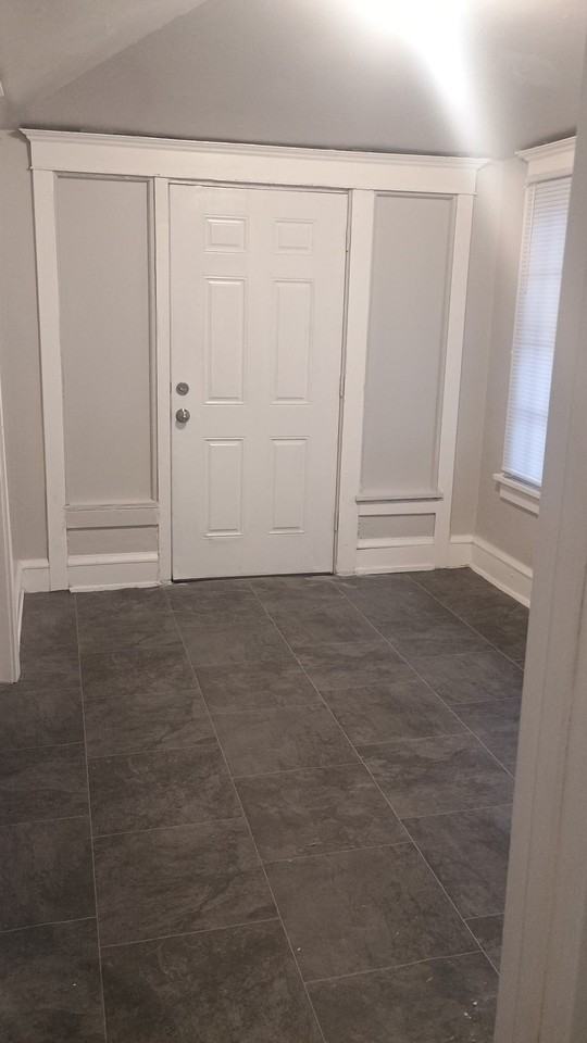 3248 N 2nd St #2 - Photo 5 of 13