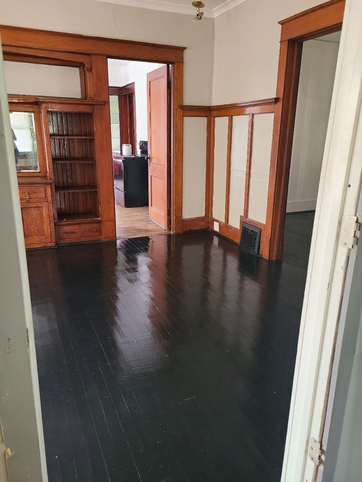 2445 N 45th St Uppr - Photo 5 of 15