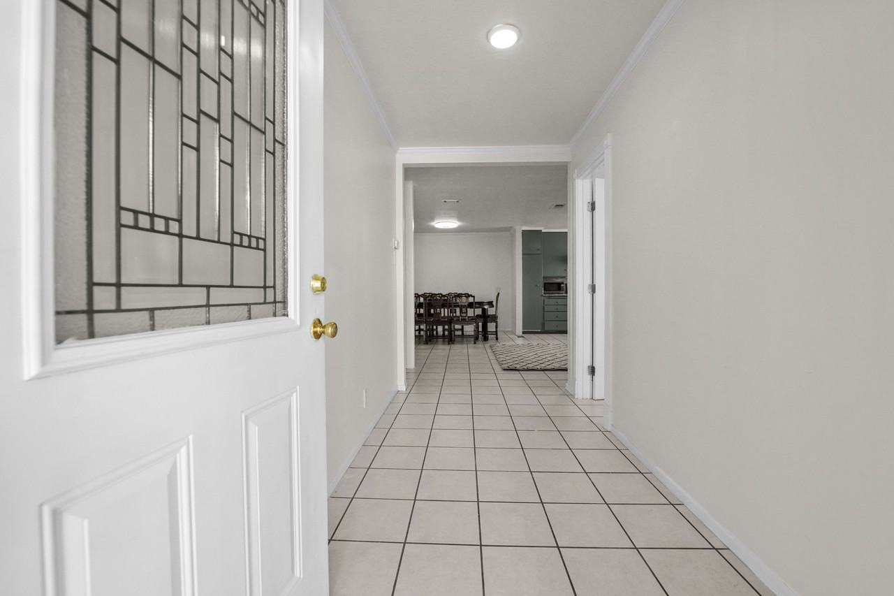 8523 Jasper St #1 - Photo 4 of 20