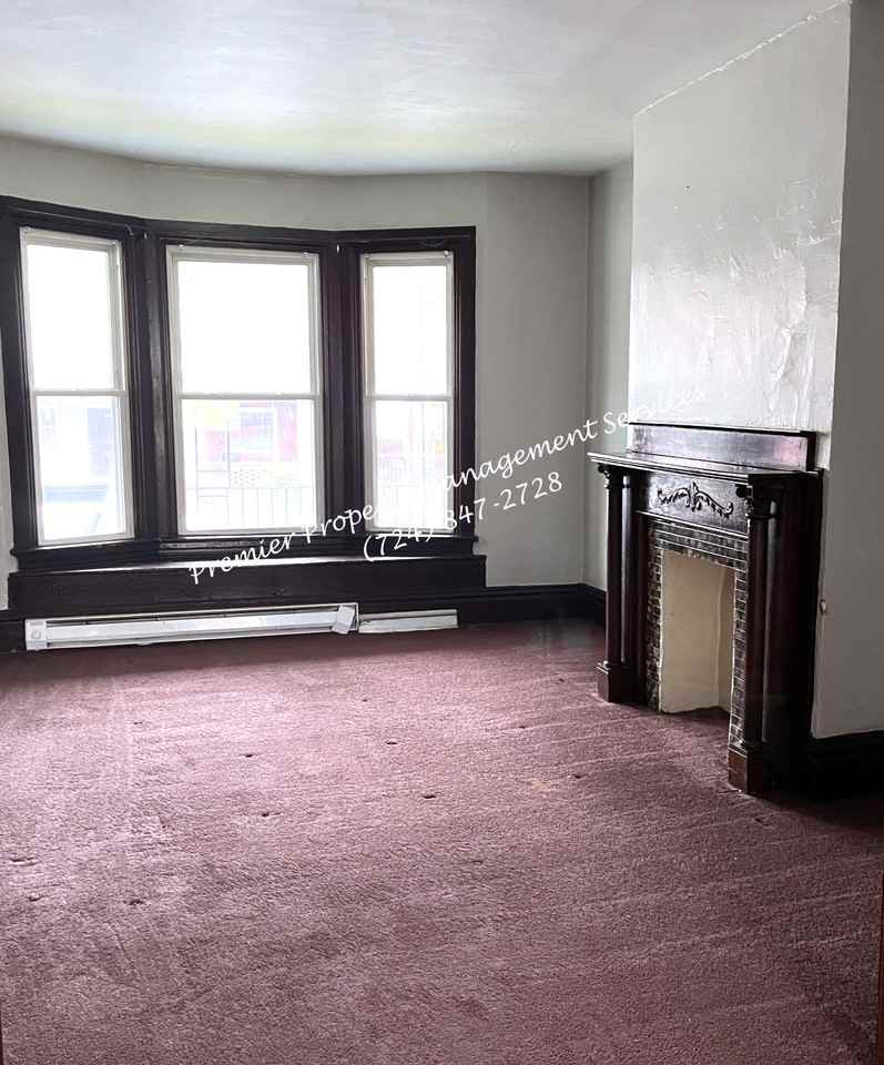 536 Glenwood Ave #1 - Photo 6 of 14