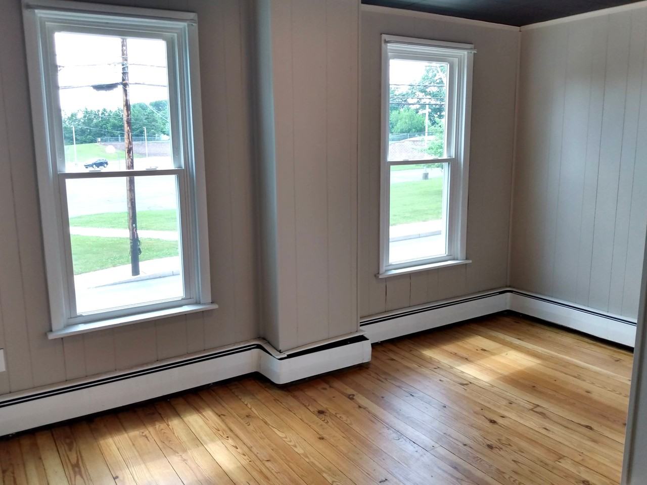 462 N Franklin St #2 - Photo 6 of 18
