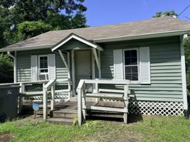 featured image of 817 Lubbock St #1