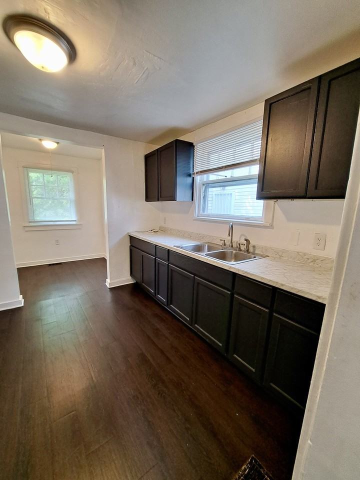 244 E Siebenthaler Ave #1 - Photo 4 of 12