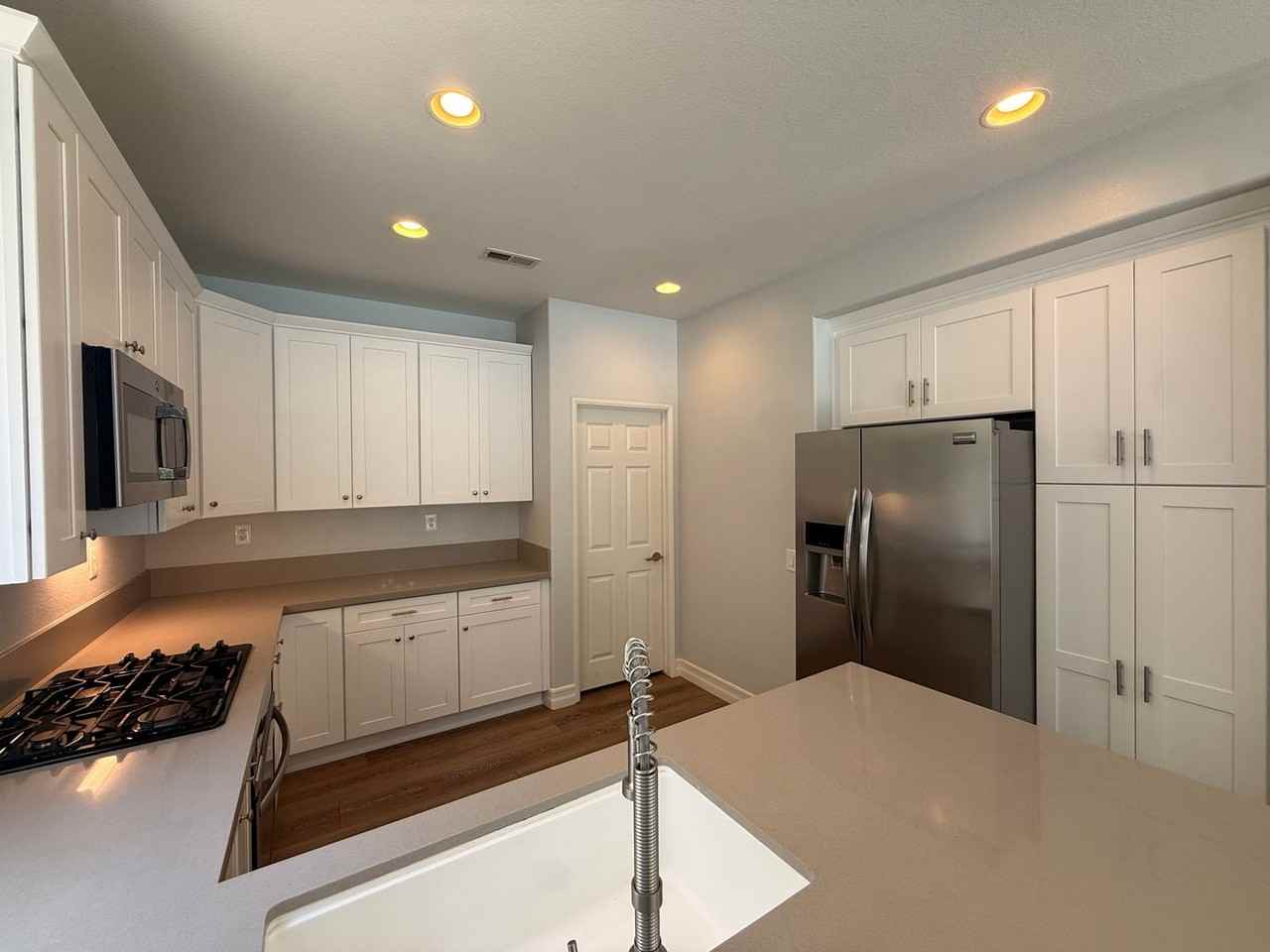 5430 Panoramic Ln - Photo 4 of 21
