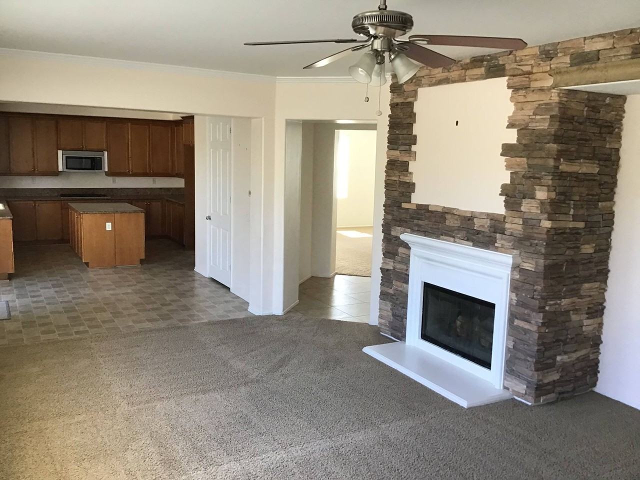 6027 Oak Fence Ln - Photo 5 of 12