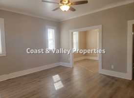 featured image of 402-408 402-408 N. Vanderhurst Avenue & 322-326 Collins Street