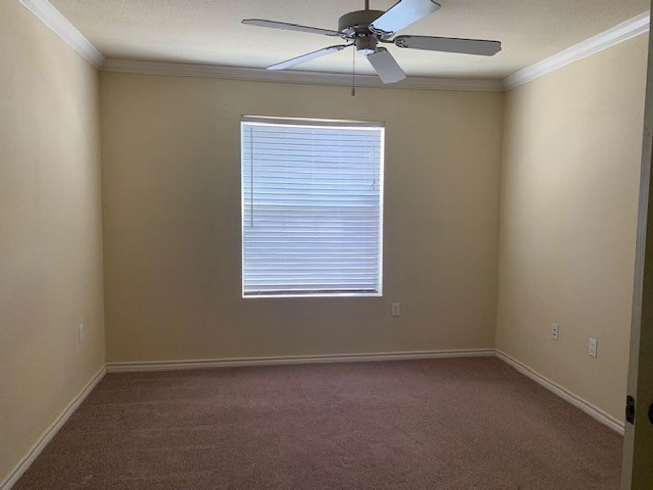 3901 Sonoma Springs Ave #1513 - Photo 7 of 8