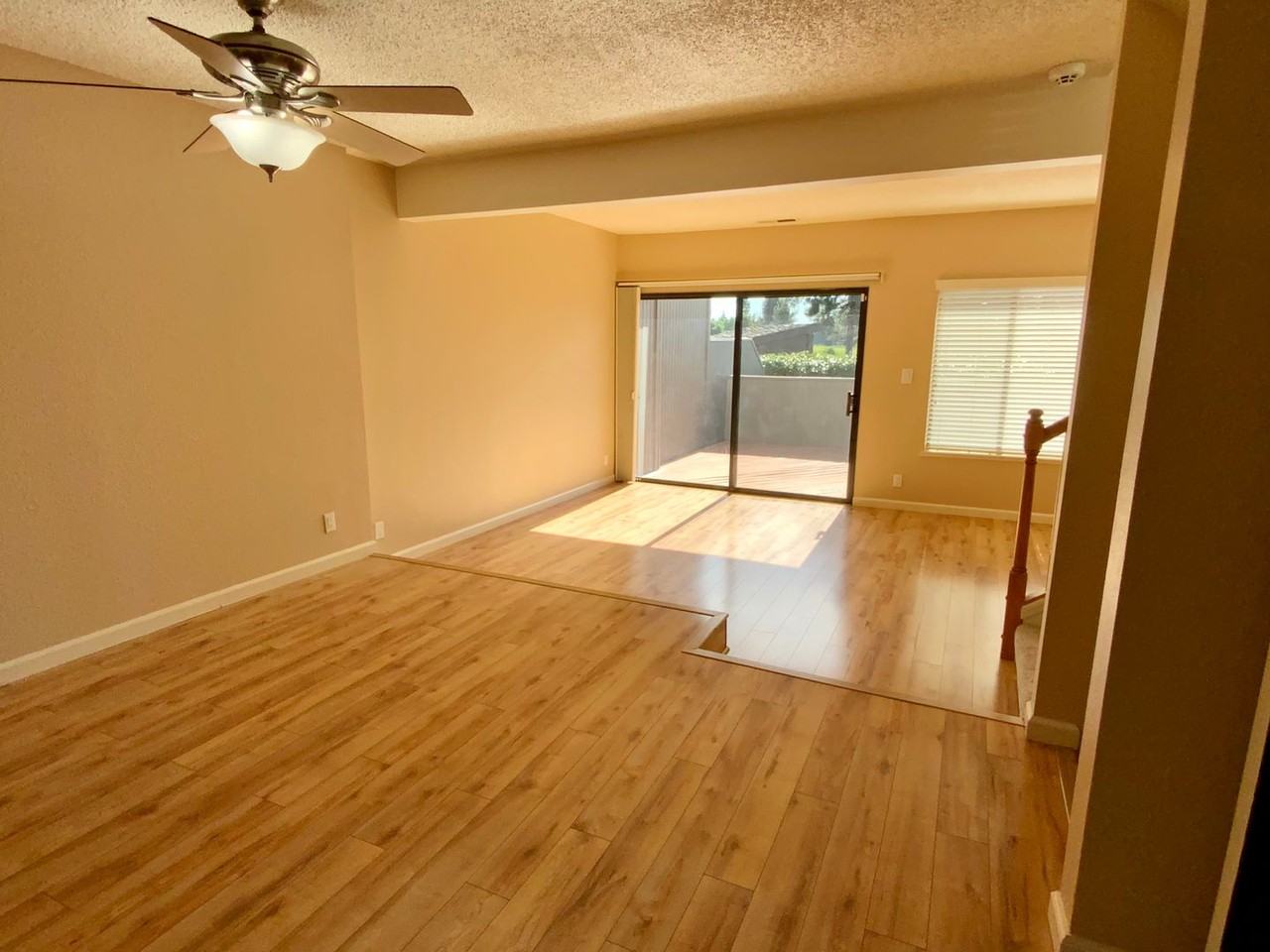1098 Azalea Ct - Photo 5 of 23