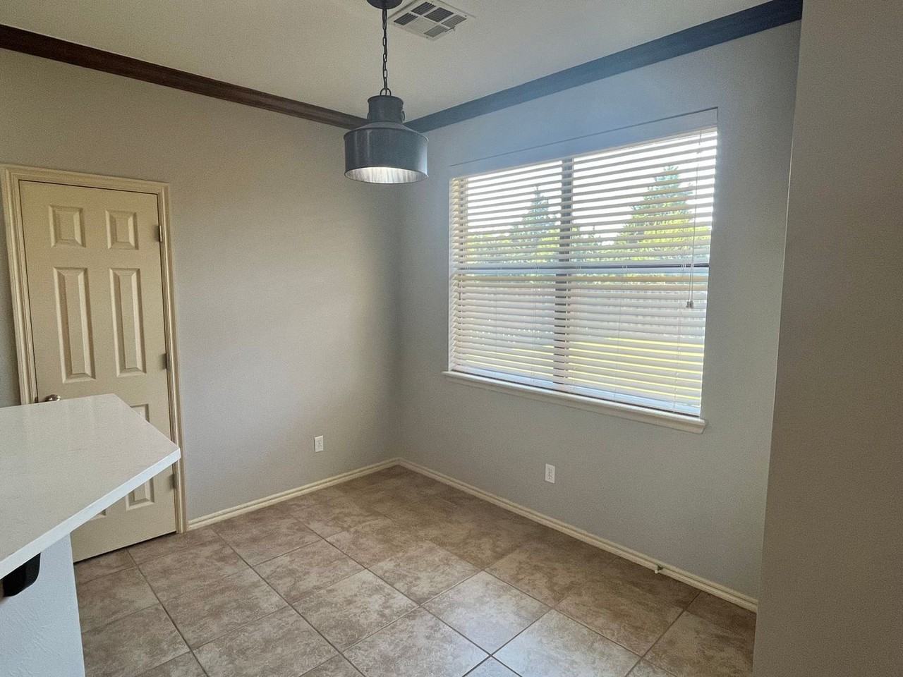 2225 Washita Trl - Photo 5 of 22