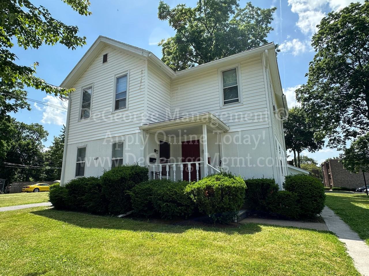 409 Madison - Photo 3 of 6