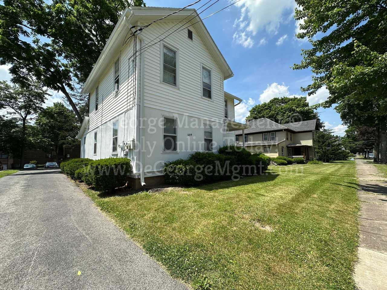 409 Madison - Photo 4 of 6