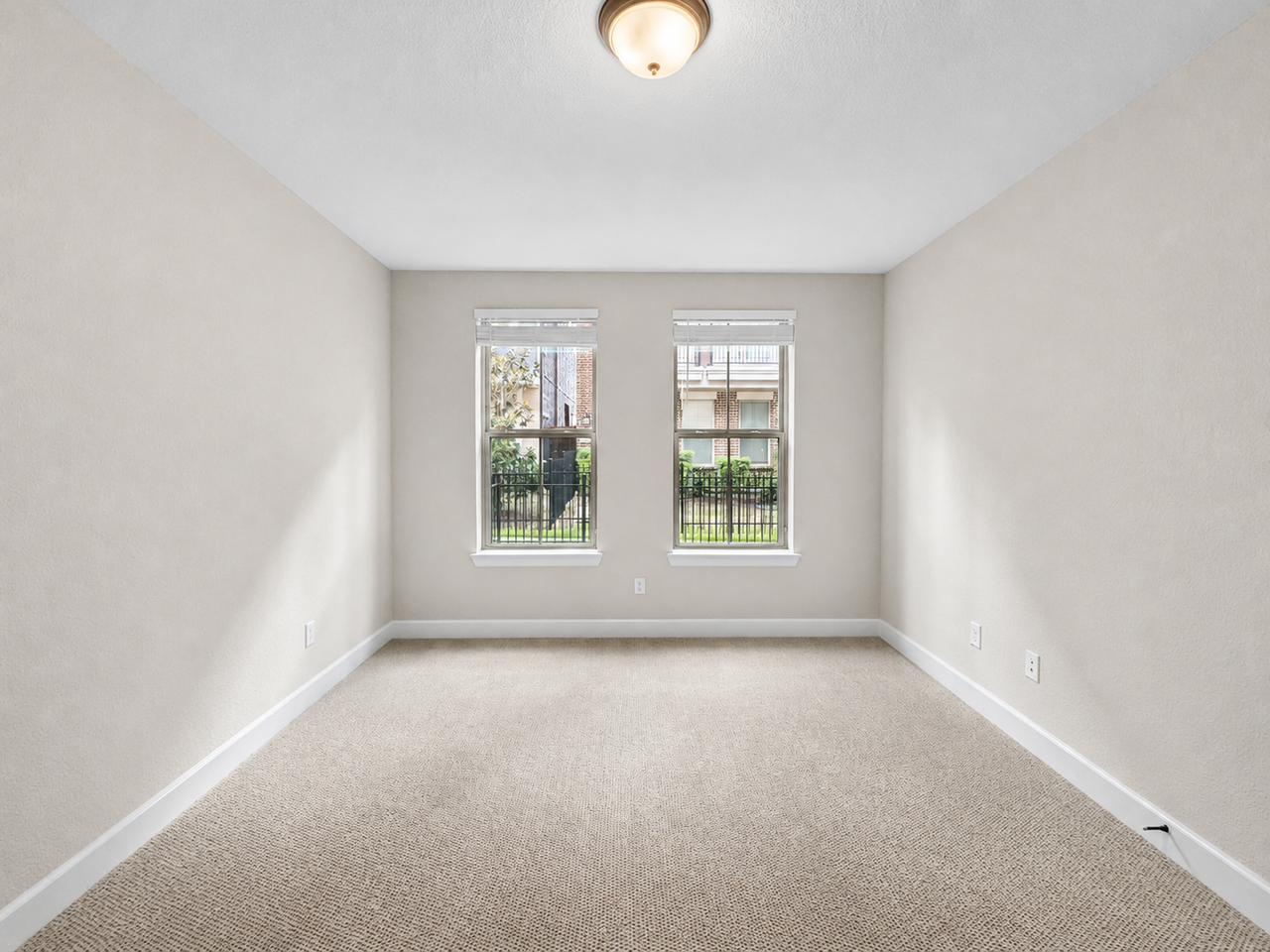1367 Branchwood Pl - Photo 4 of 50