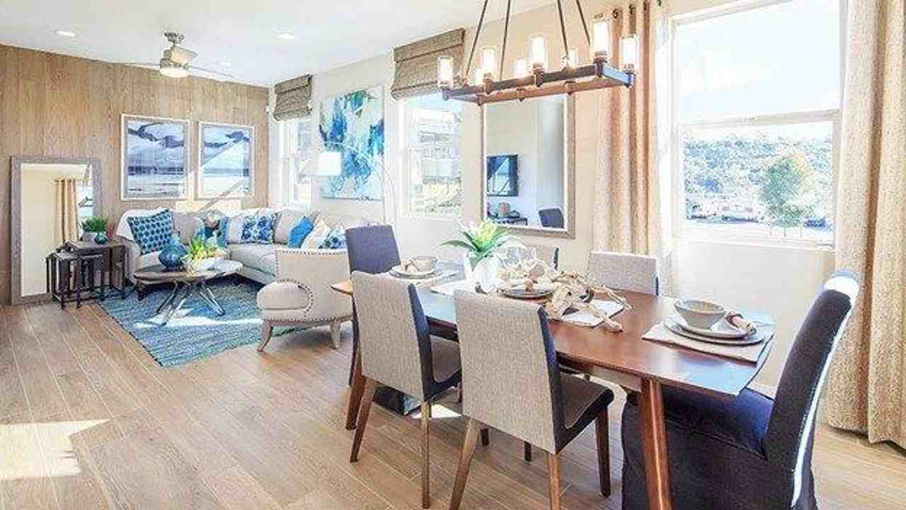 2351 Solara Ln - Photo 3 of 17