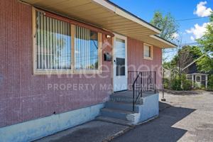 featured image of 902 E Rockwell Ave