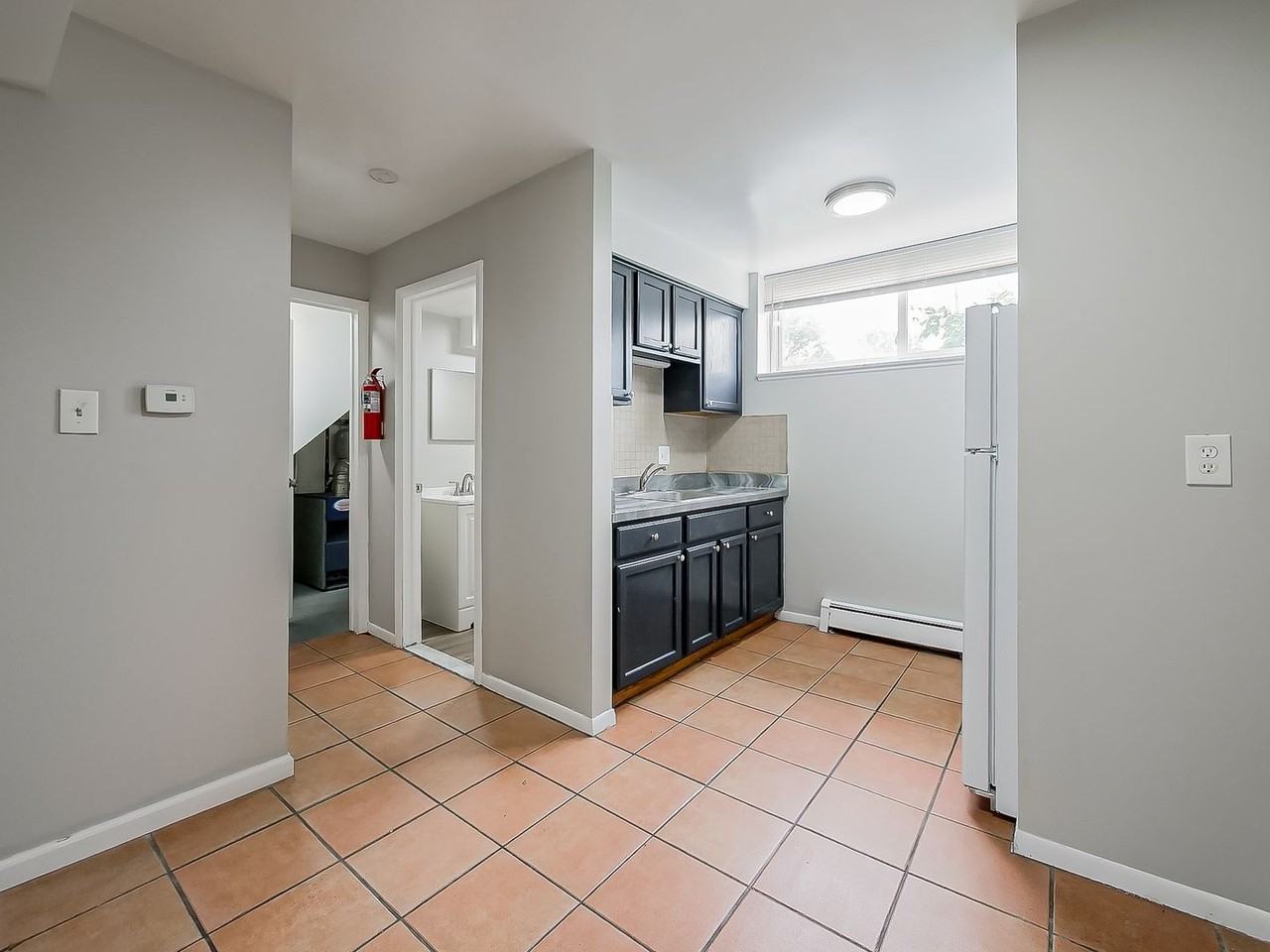 132 Huronview Ct - Photo 4 of 32