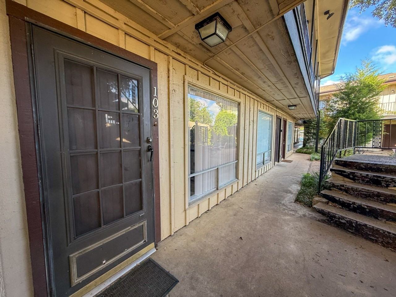 5001 Bowser Ave #103 - Photo 3 of 18