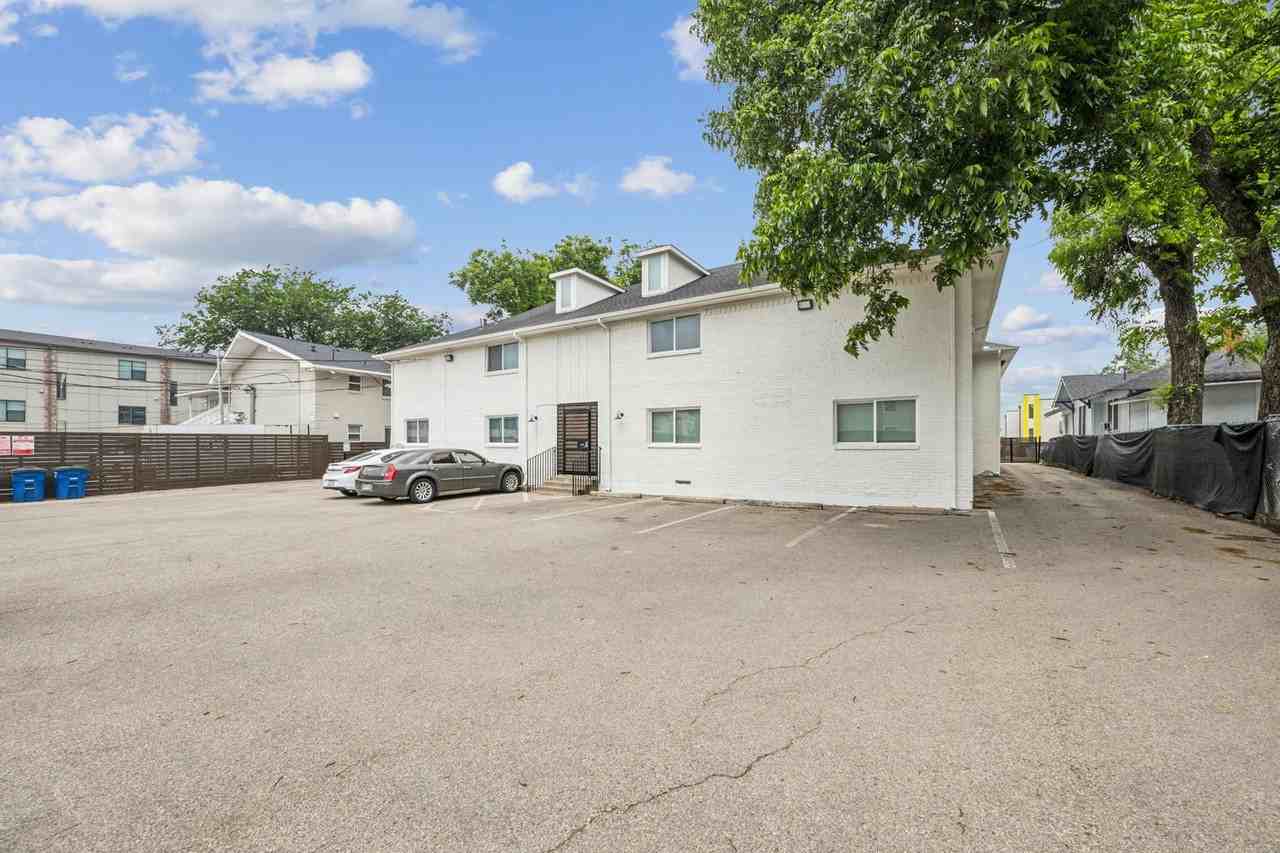 The Republic Apartments - Photo 4 of 24