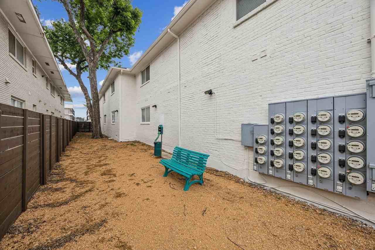 The Republic Apartments - Photo 6 of 24