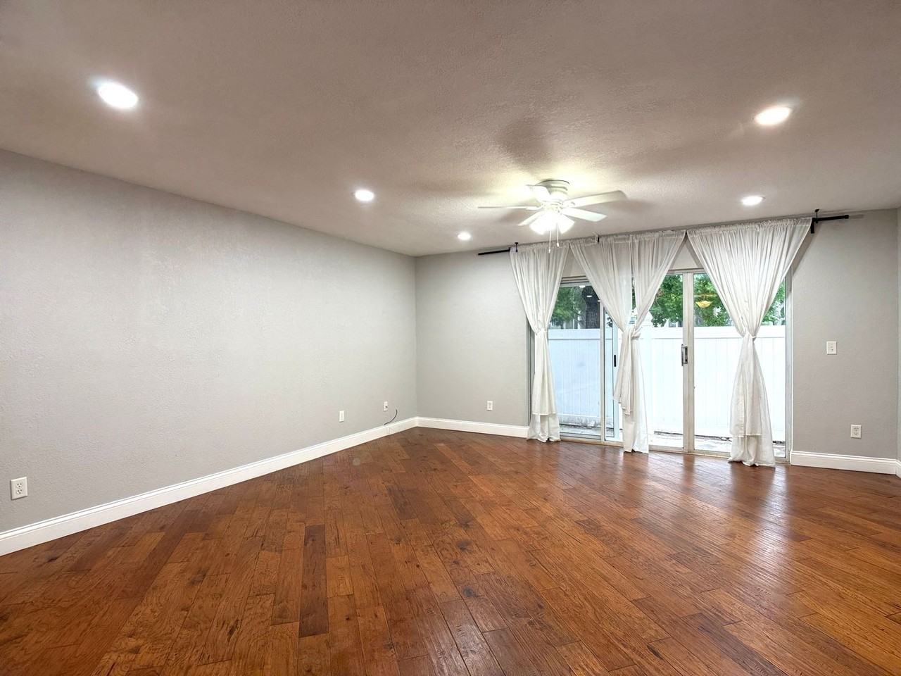4815 Walden Cir #75 - Photo 6 of 23