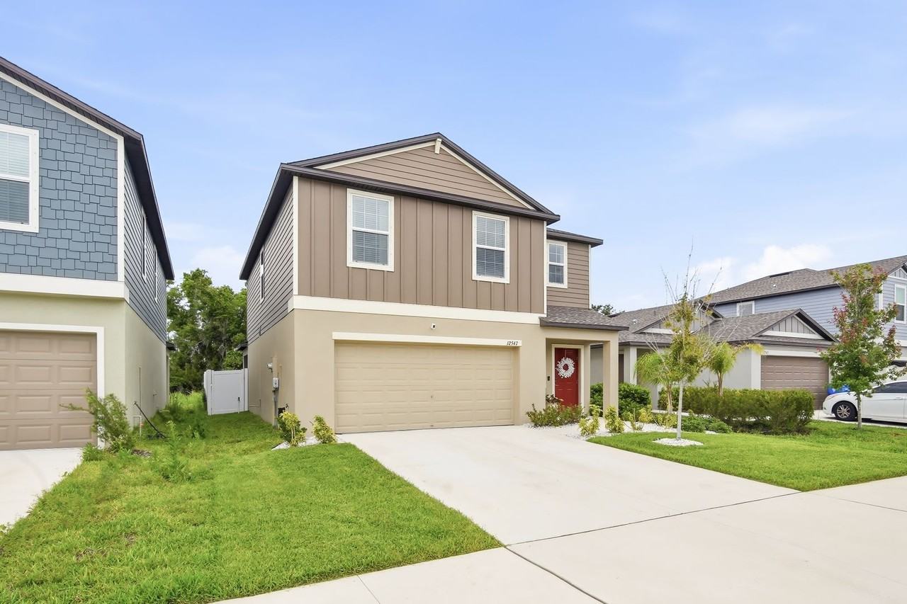 12547 Timber Moss Ln - Photo 3 of 31