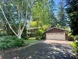featured image of 4231 90th Ave Se