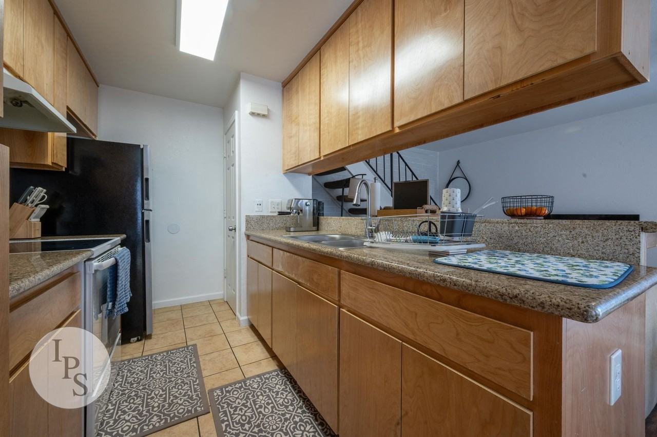 2767 W Fairmont Ave #101 - Photo 6 of 16