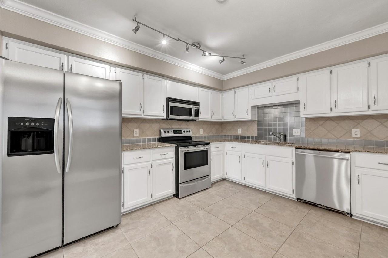 117 Fairway Dr - Photo 6 of 22