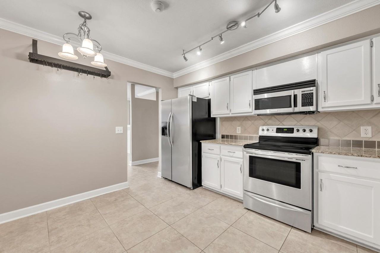 117 Fairway Dr - Photo 7 of 22