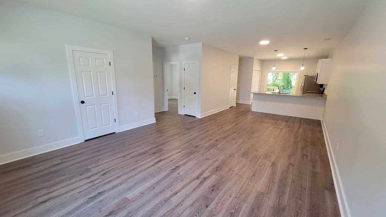 125 Ledbetter St #A - Photo 2 of 12