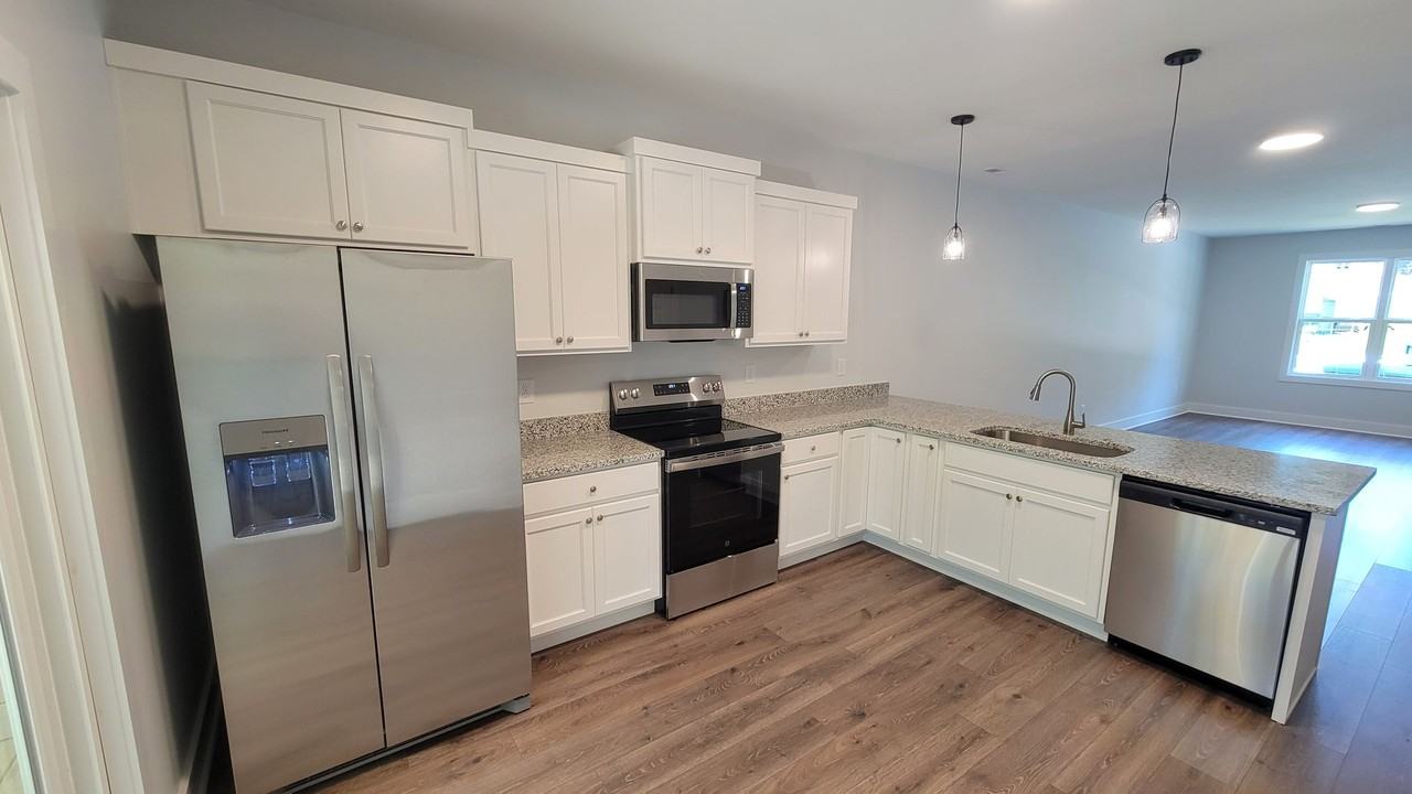 125 Ledbetter St #A - Photo 3 of 12