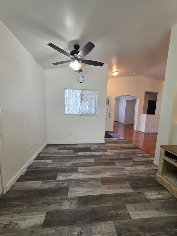 1305 Quartz Hill Rd - Photo 4 of 14