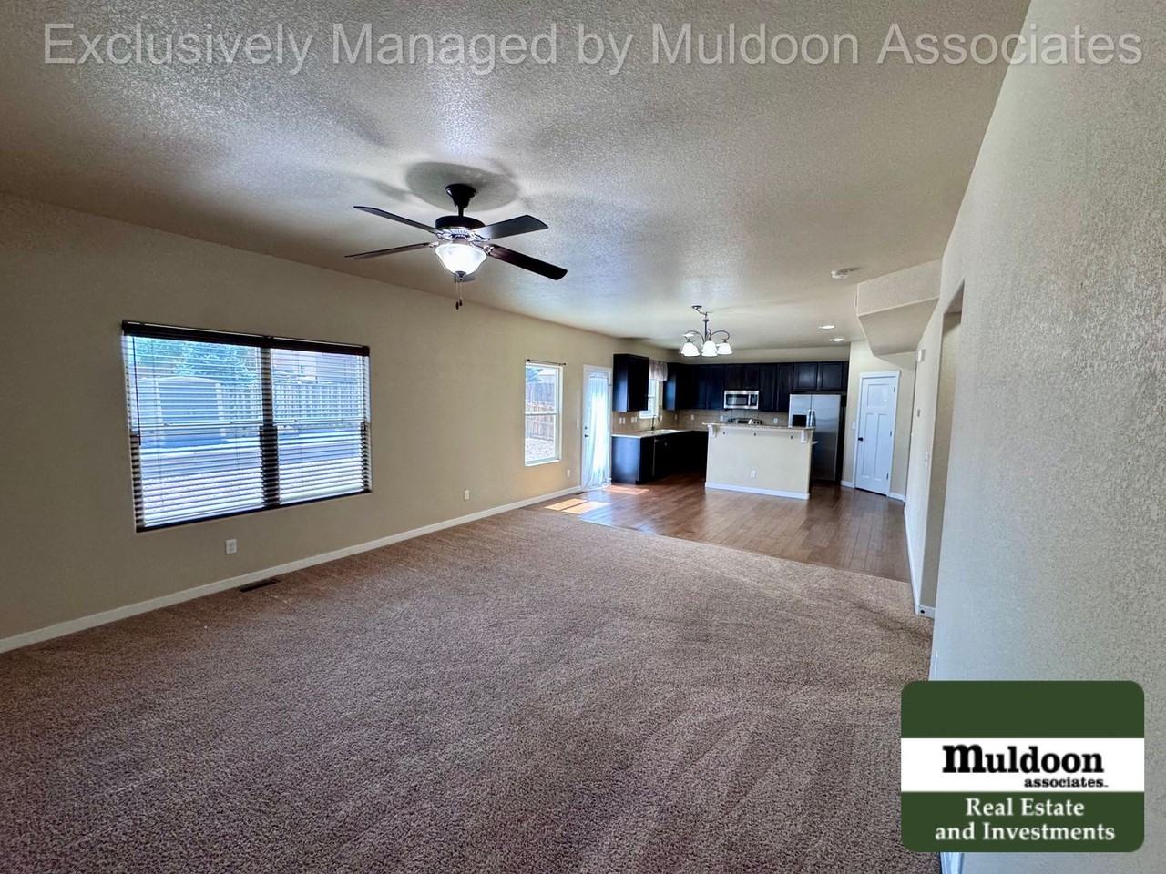 7696 Bonterra Ln - Photo 4 of 34