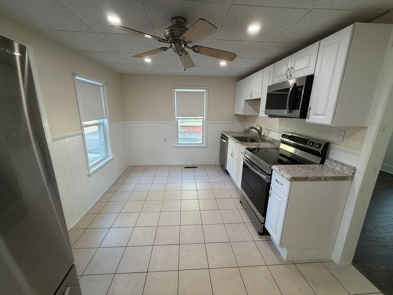 33 1/2 High St - Photo 3 of 30