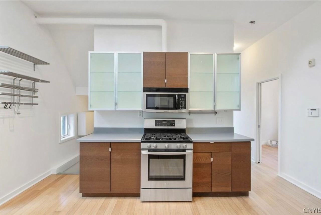 621 Otisco St - Photo 6 of 48