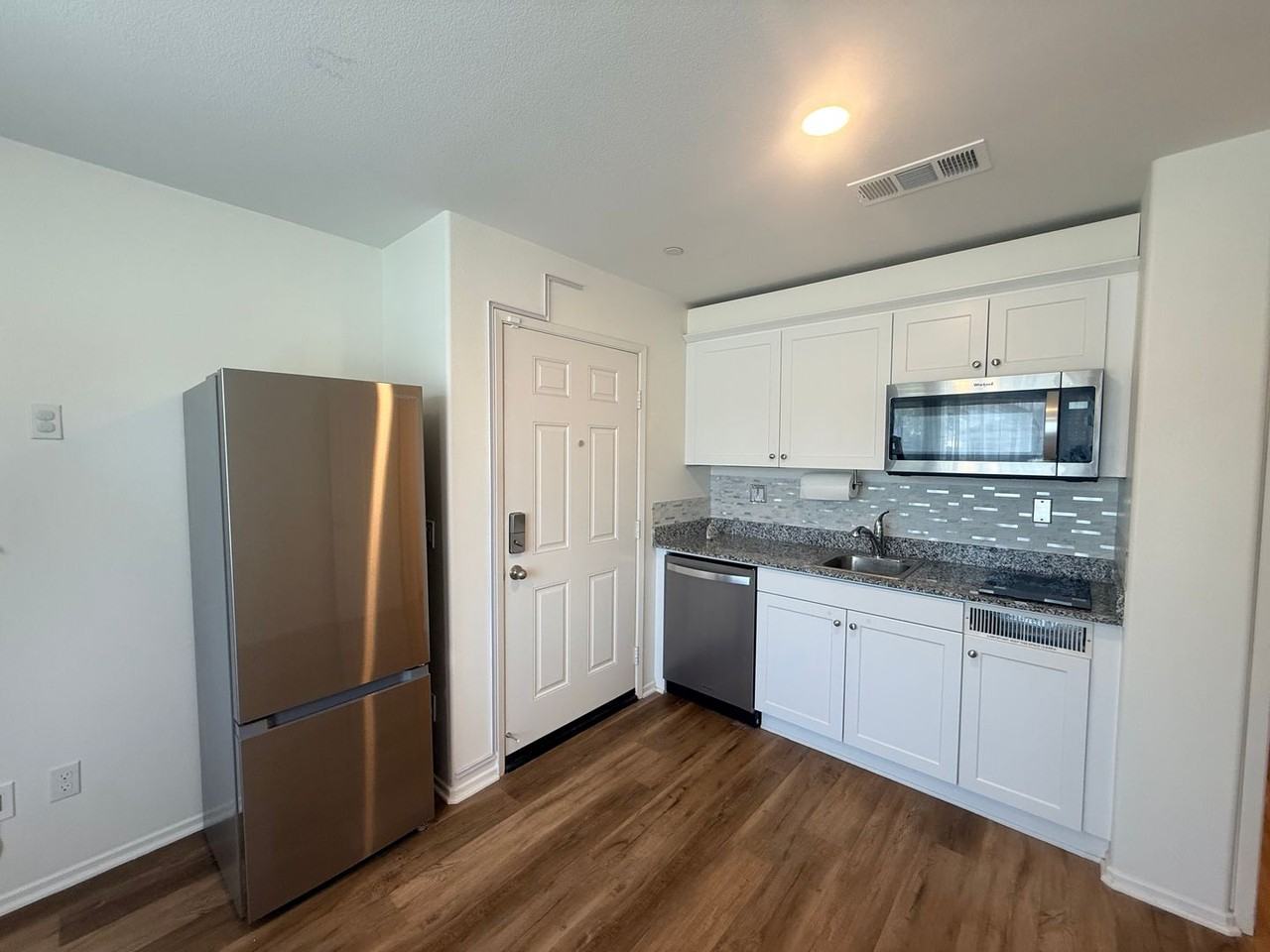 5475 Tangerine Ave #ADU - Photo 4 of 11