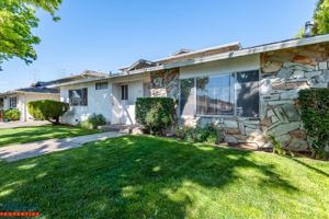 featured image of 520 Hawthorn Ave