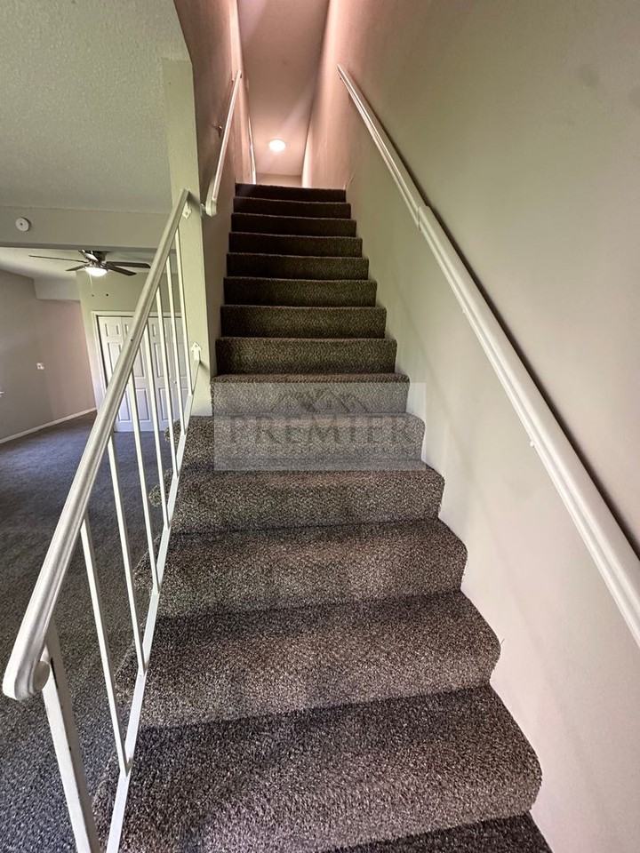 3562 Ne Independence Ave - Photo 6 of 15