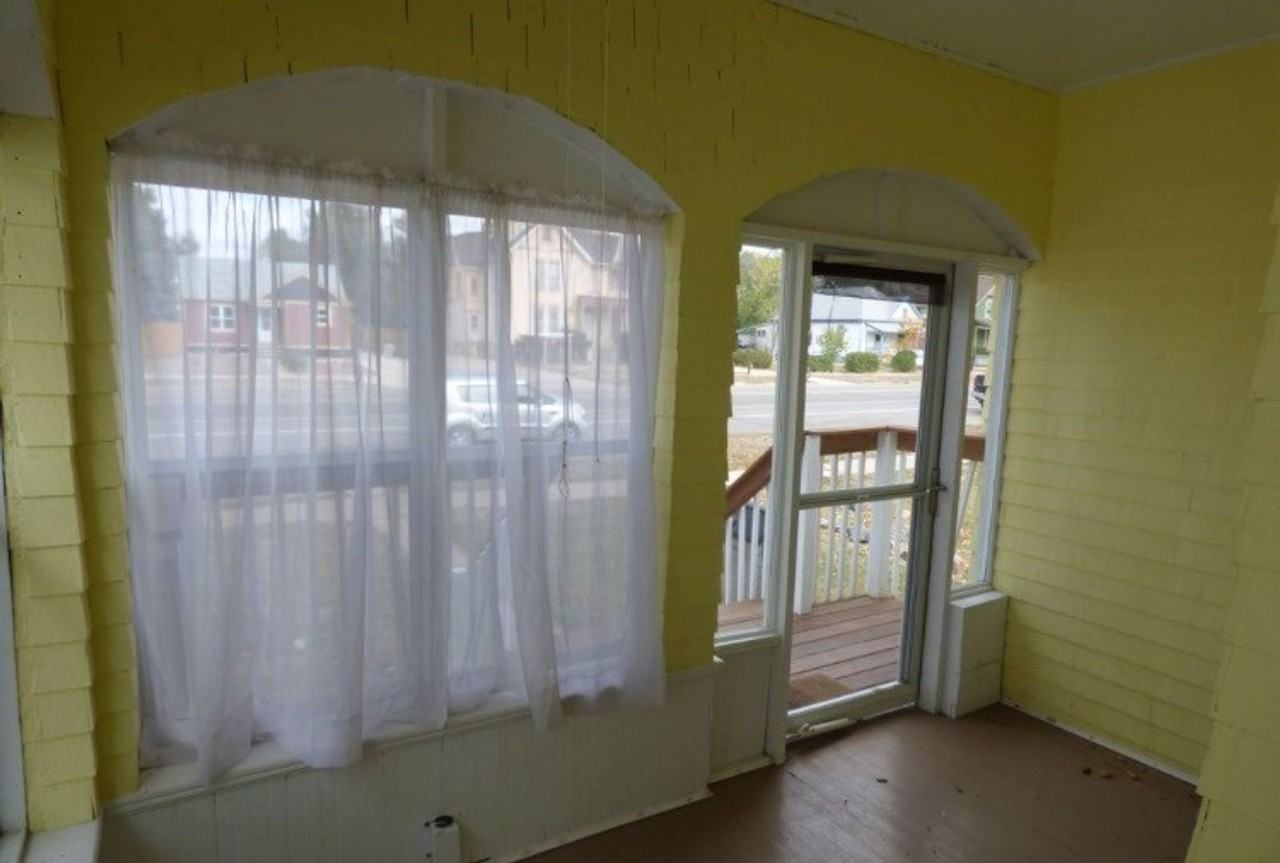 1422 8th St - Photo 2 of 13