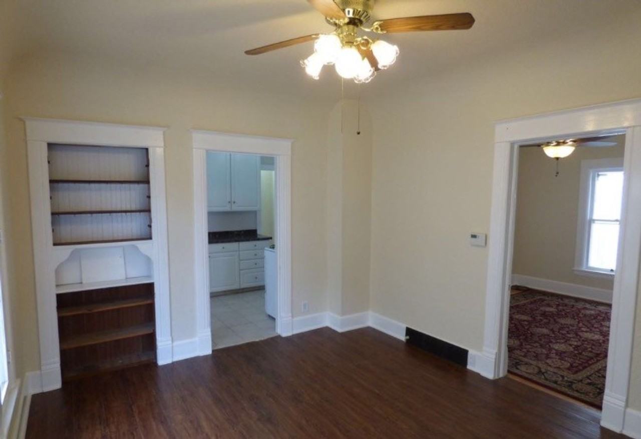 1422 8th St - Photo 4 of 13