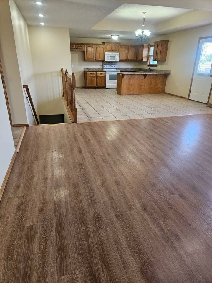 1918 Holly Springs Ave - Photo 3 of 22