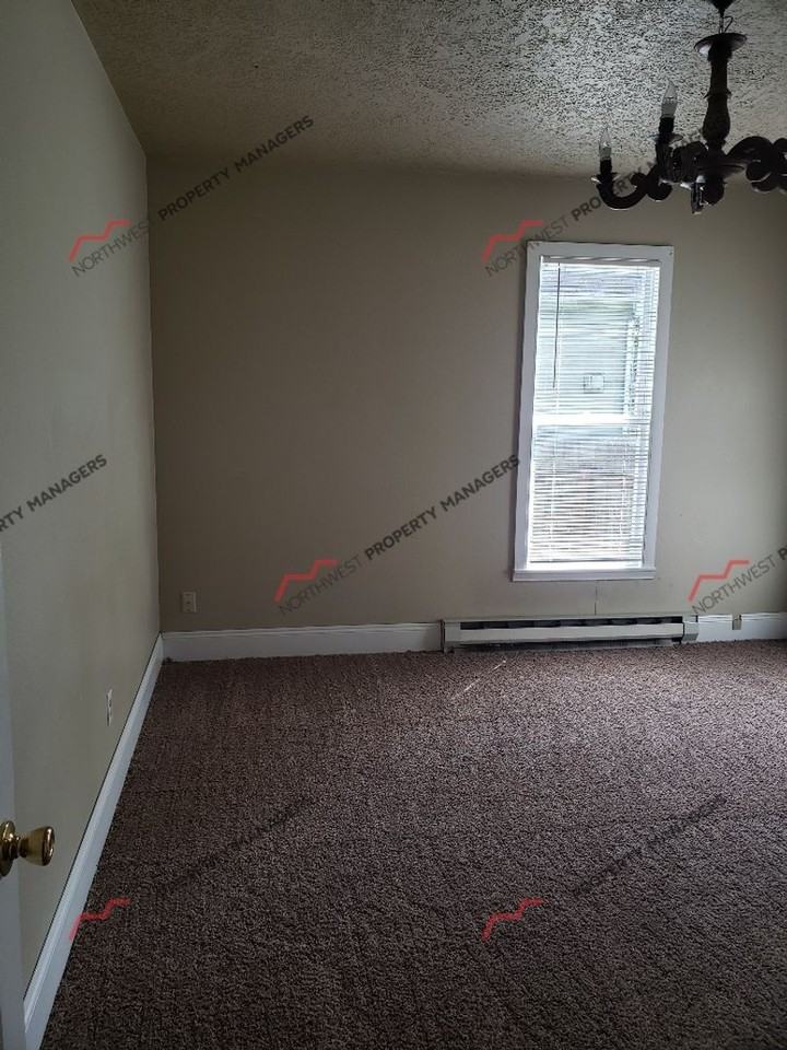 462 Nw Pennsylvania Ave - Photo 7 of 24