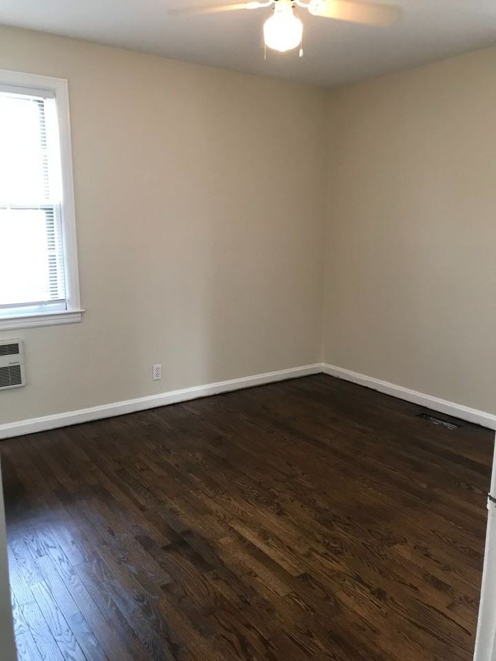 243 Mcgavock Pike - Photo 4 of 8